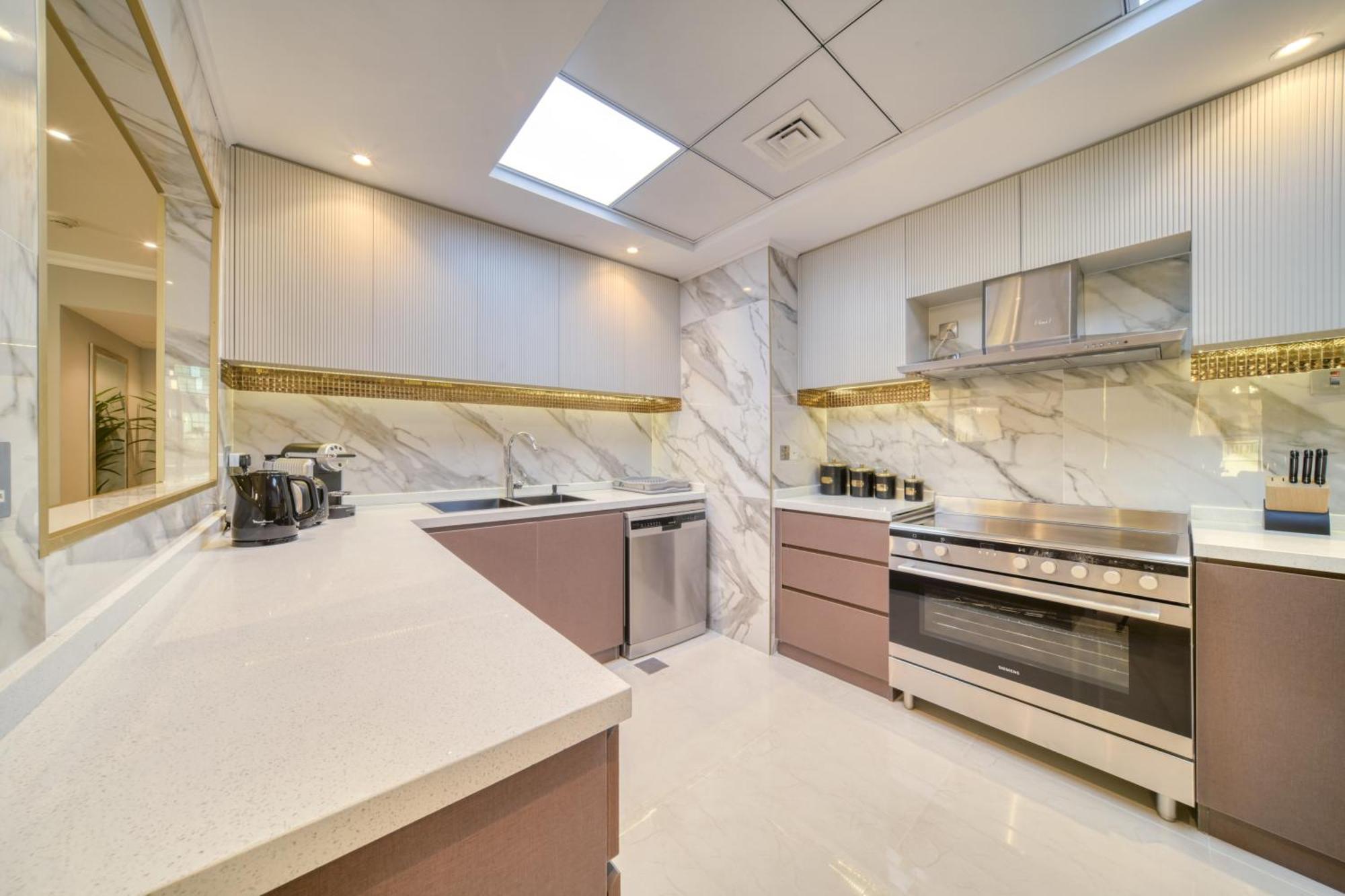 Luxurious 4 Bedroom Duplex With Terrace & Sea View Dubai Buitenkant foto